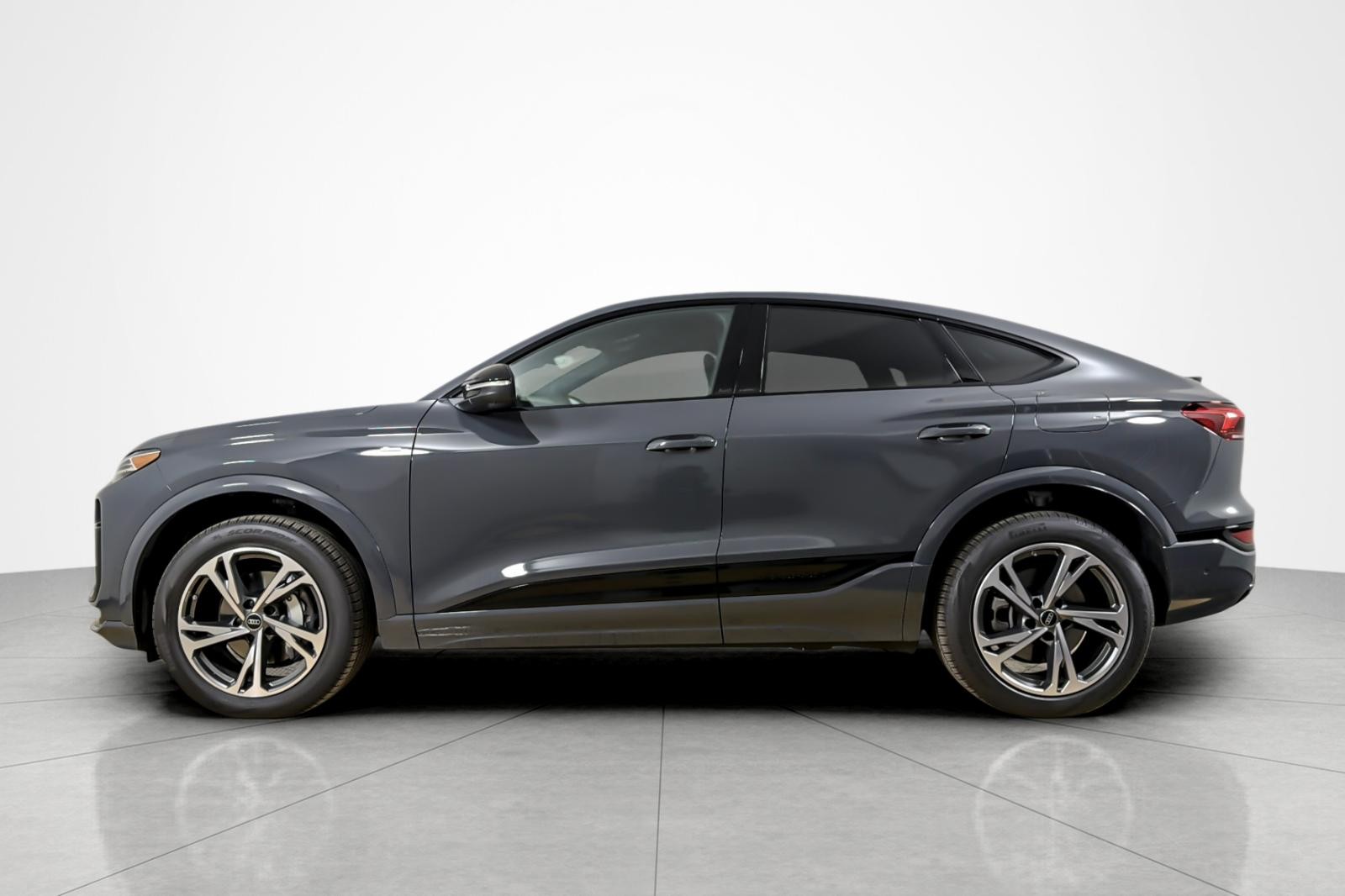 New 2027 Magnet Gray Audi Premium Plus quattro image 3