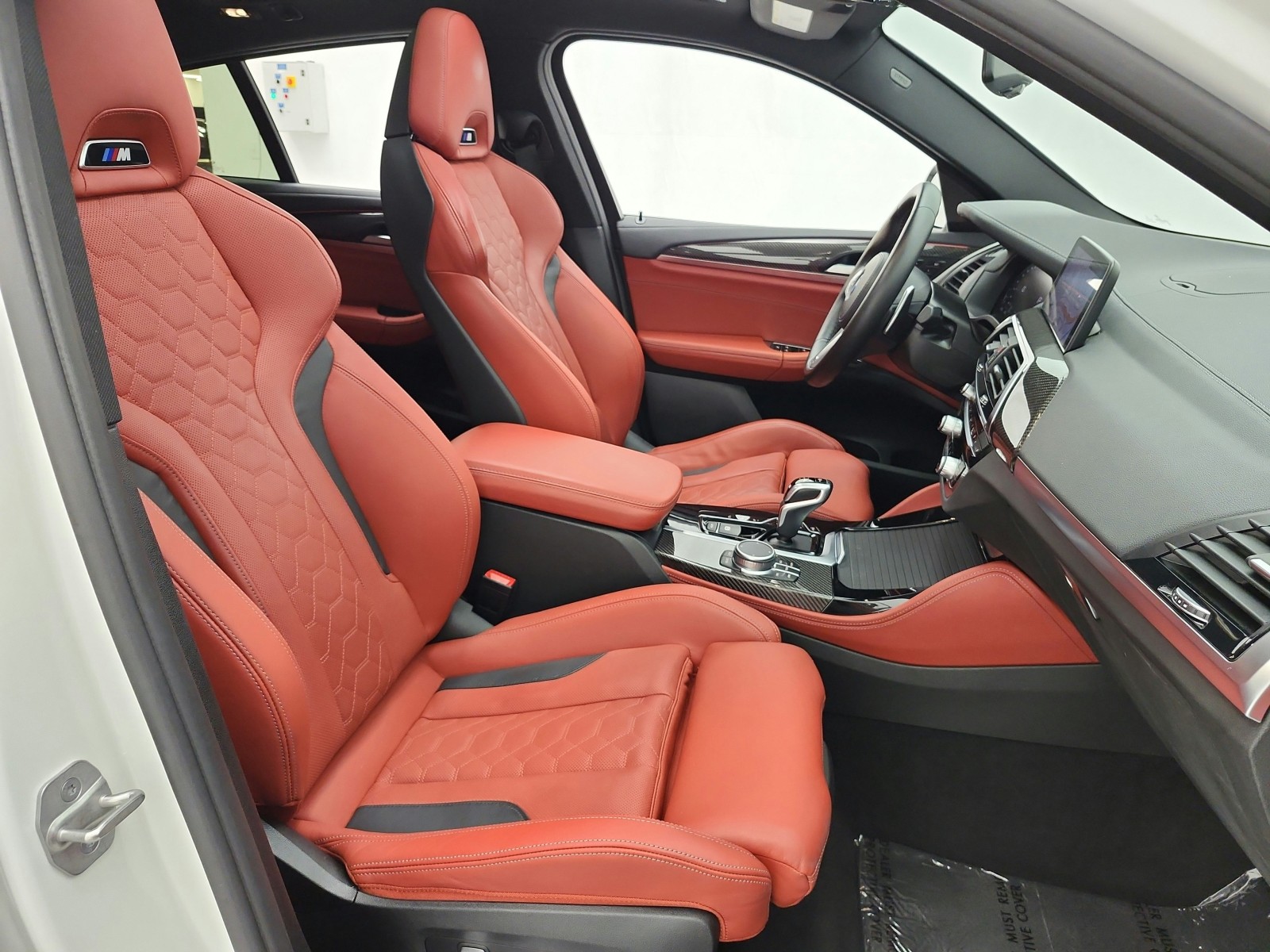 Used 2021 Alpine White BMW Sports Activity Coupe image 26