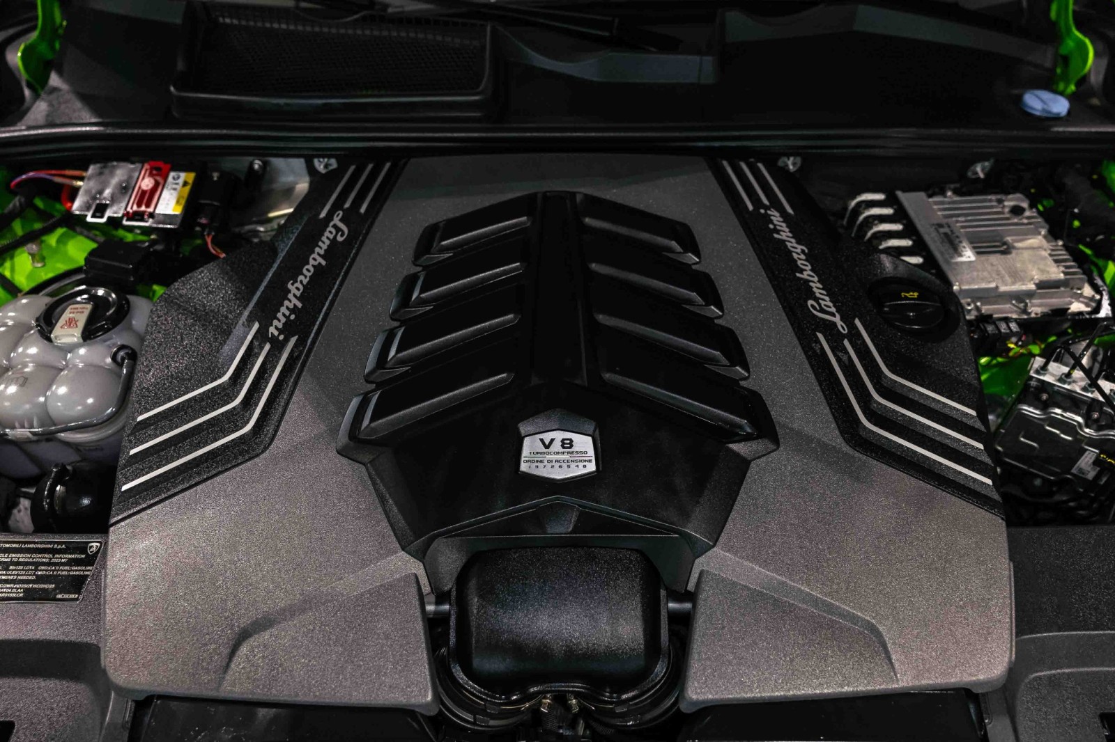 Used Car 2023 Lamborghini Urus  S For Sale Under $250,000 In Boerne, Texas