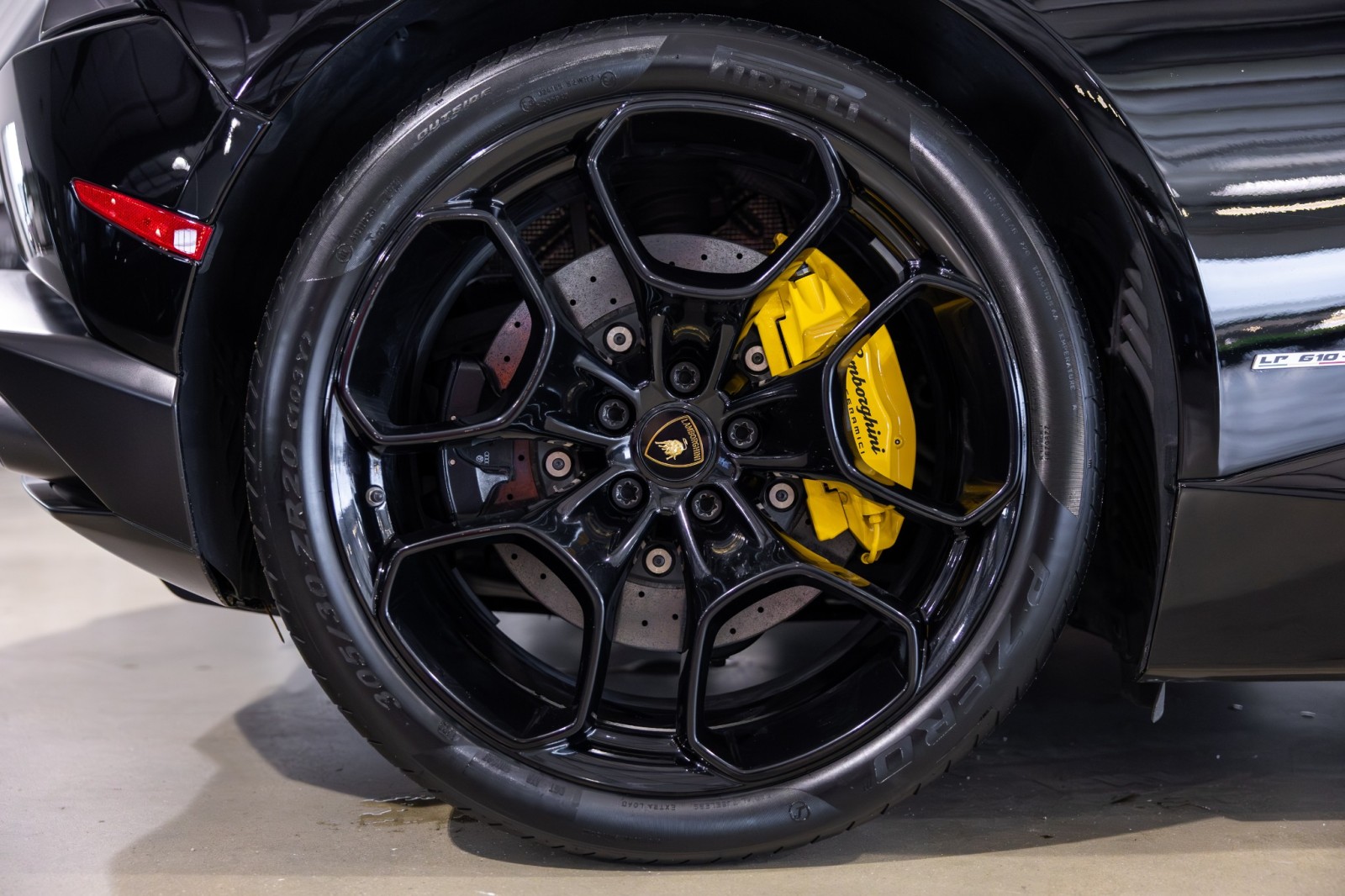 Used Car 2015 Lamborghini Huracan  For Sale Under $220,000 In Boerne, Texas