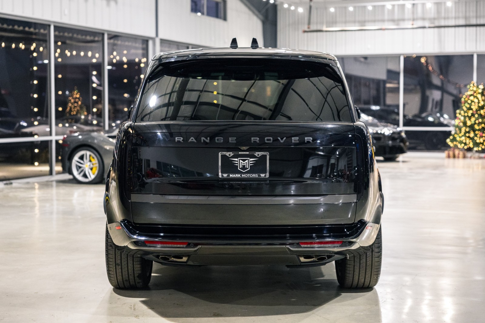 Used Car 2025 Land Rover Range Rover  Se For Sale Under $140,000 In Boerne, Texas