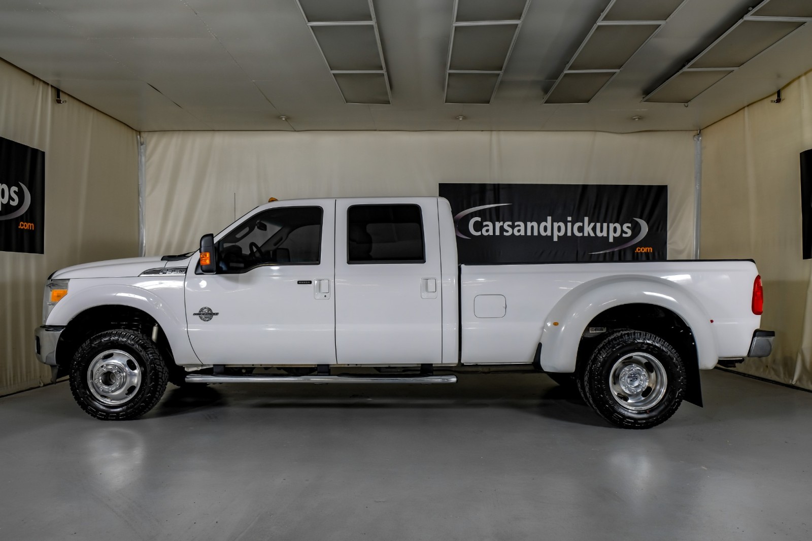 2012 Ford F-350 DRW Lariat 11