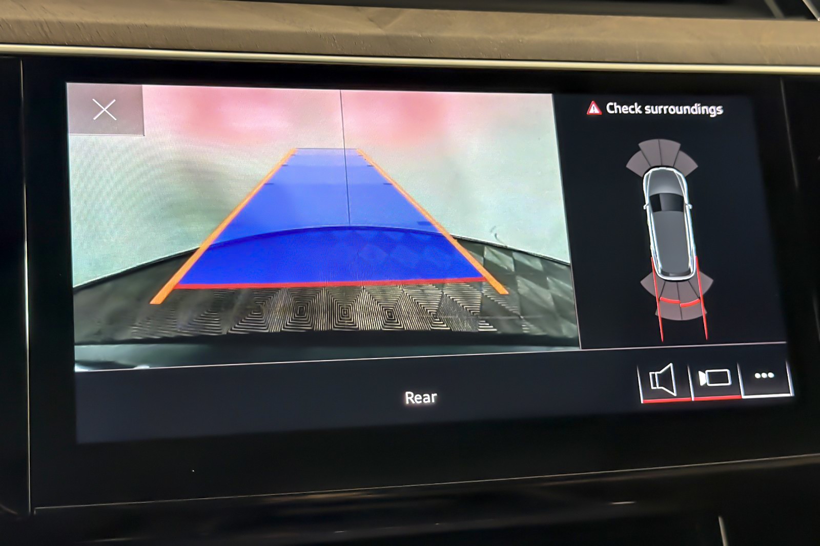 Used 2022 Navarra Blue Metallic Audi Premium quattro image 19