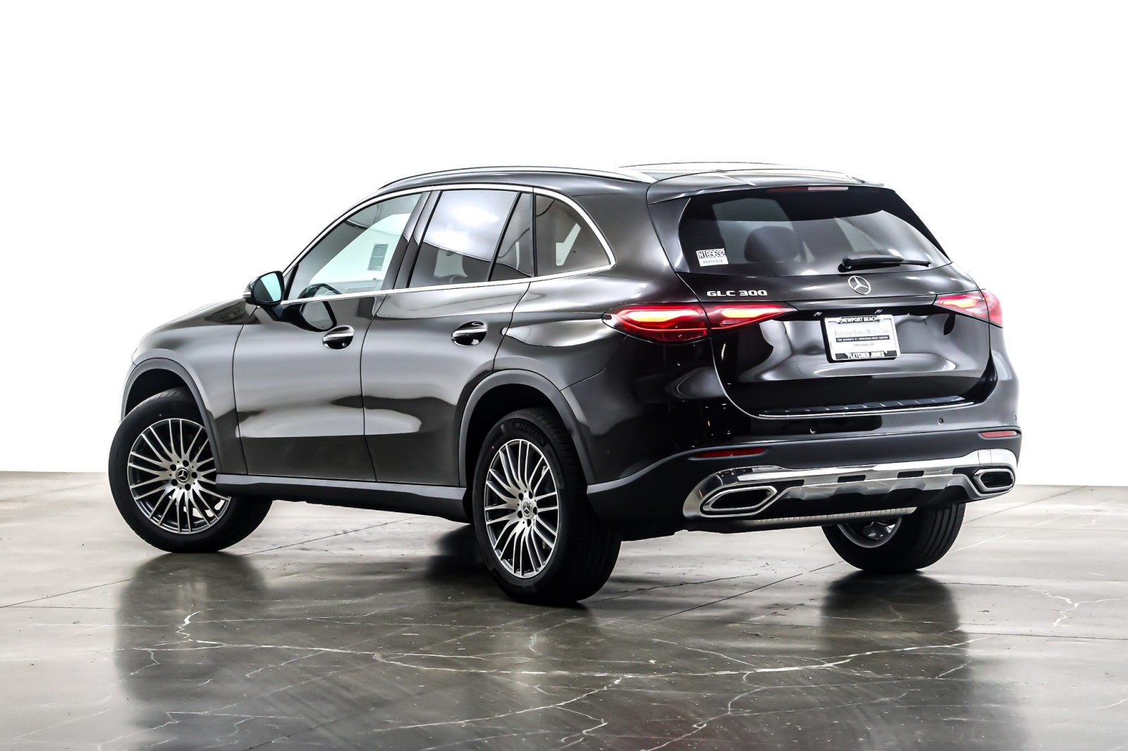 New 2026 Black Mercedes-Benz GLC 300 image 12