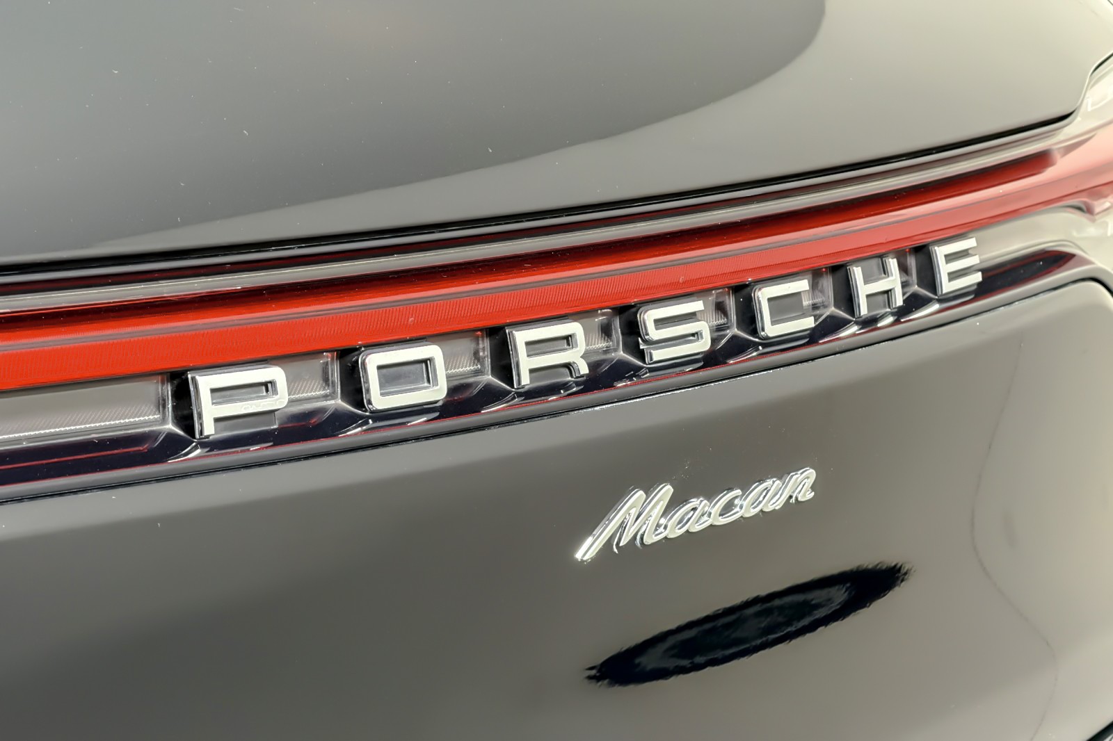 Used 2022 Black Porsche AWD image 26