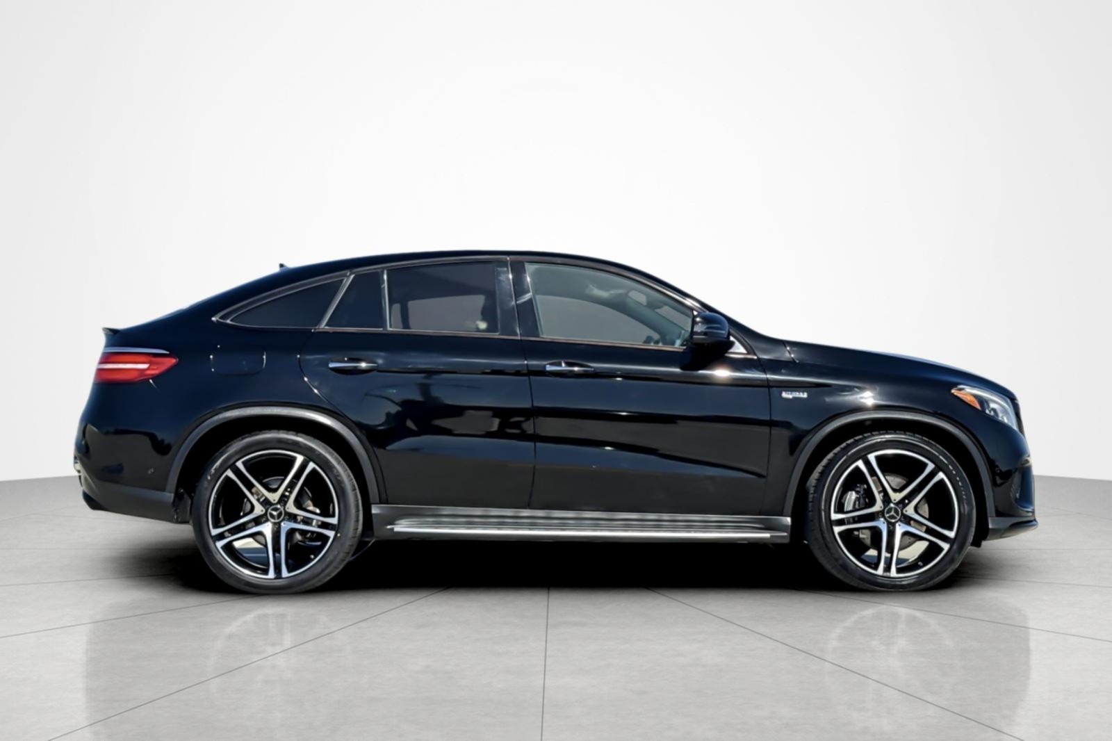 Used 2019 Black Mercedes-Benz AMG® GLE 43 image 6