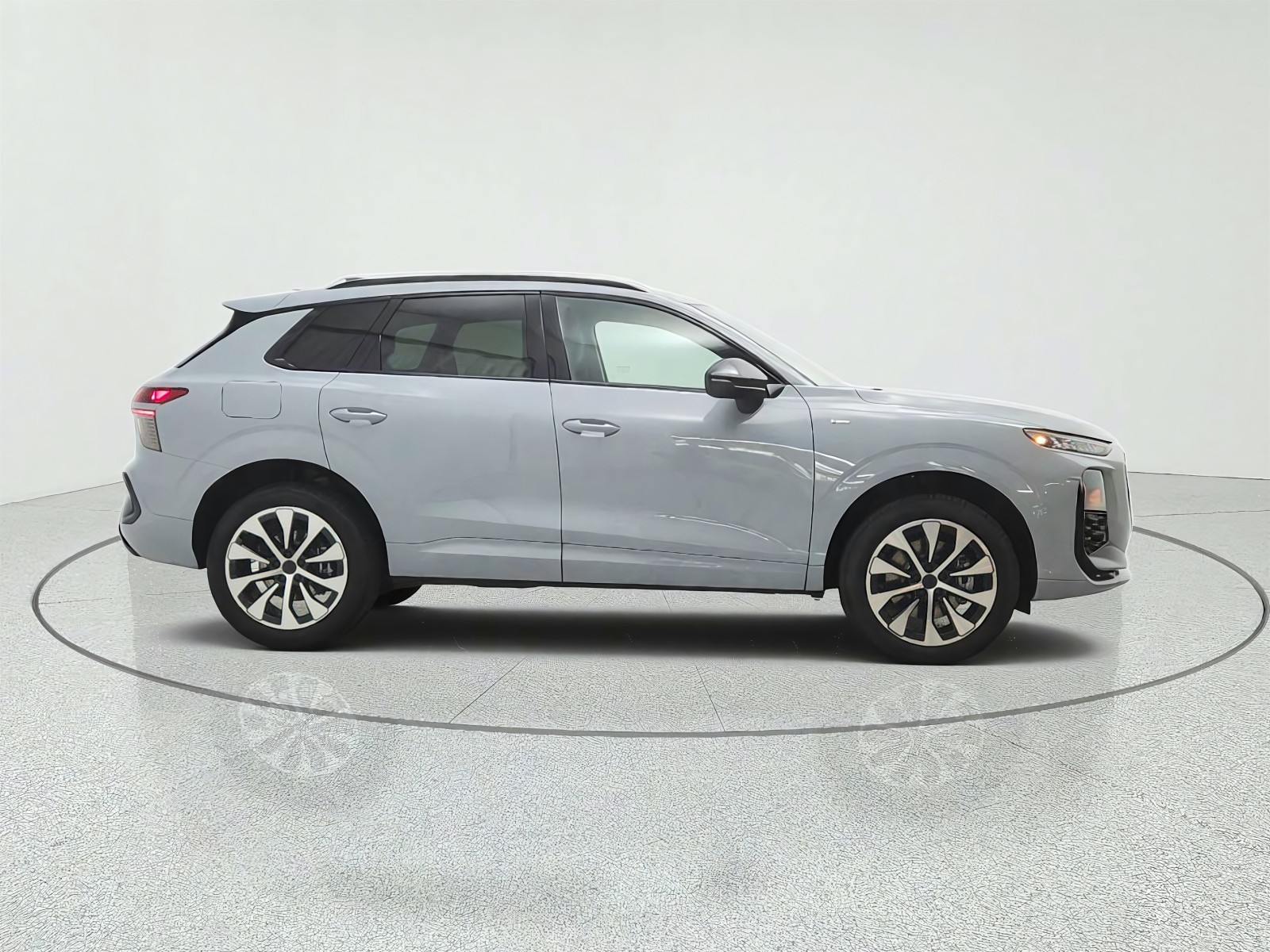 New 2026 Arrow Gray Pearl Effect Audi S line quattro image 4