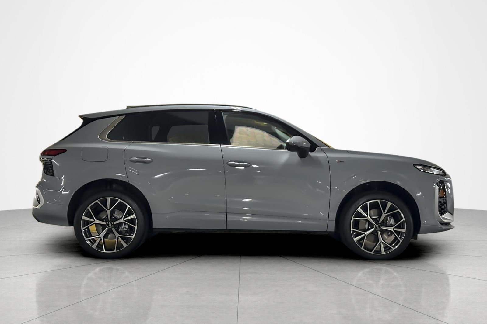 New 2026 Arrow Gray Pearl Effect Audi S line quattro image 7
