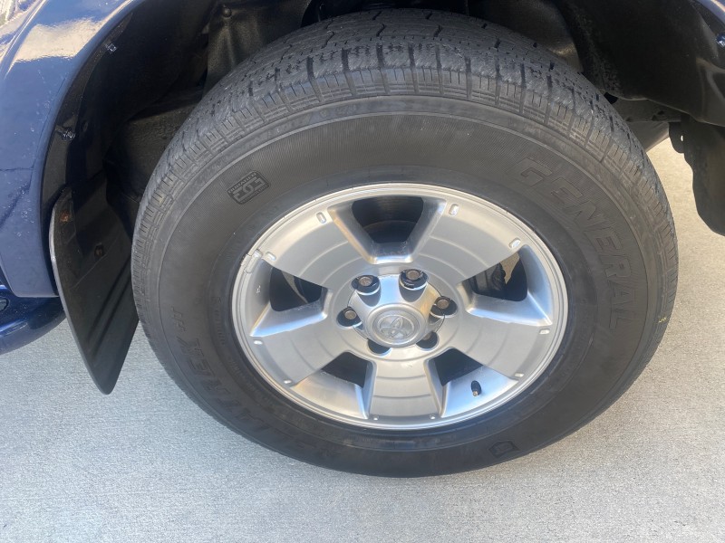 2004 Toyota Tundra SR5 V8 4.7 CREW CAB  FLORIDA in , 