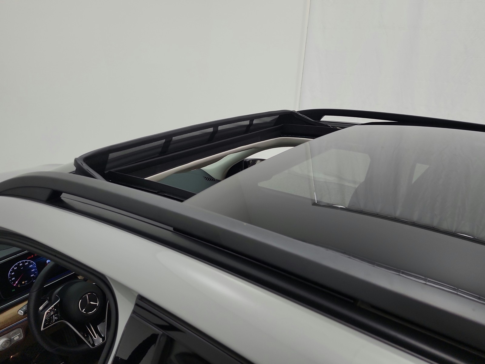 Used 2025 MANUFAKTUR Alpine Grey Mercedes-Benz GLE 350 SUV image 11