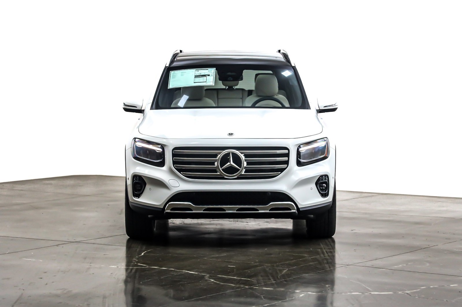 New 2026 Polar White Mercedes-Benz GLB 250 image 2