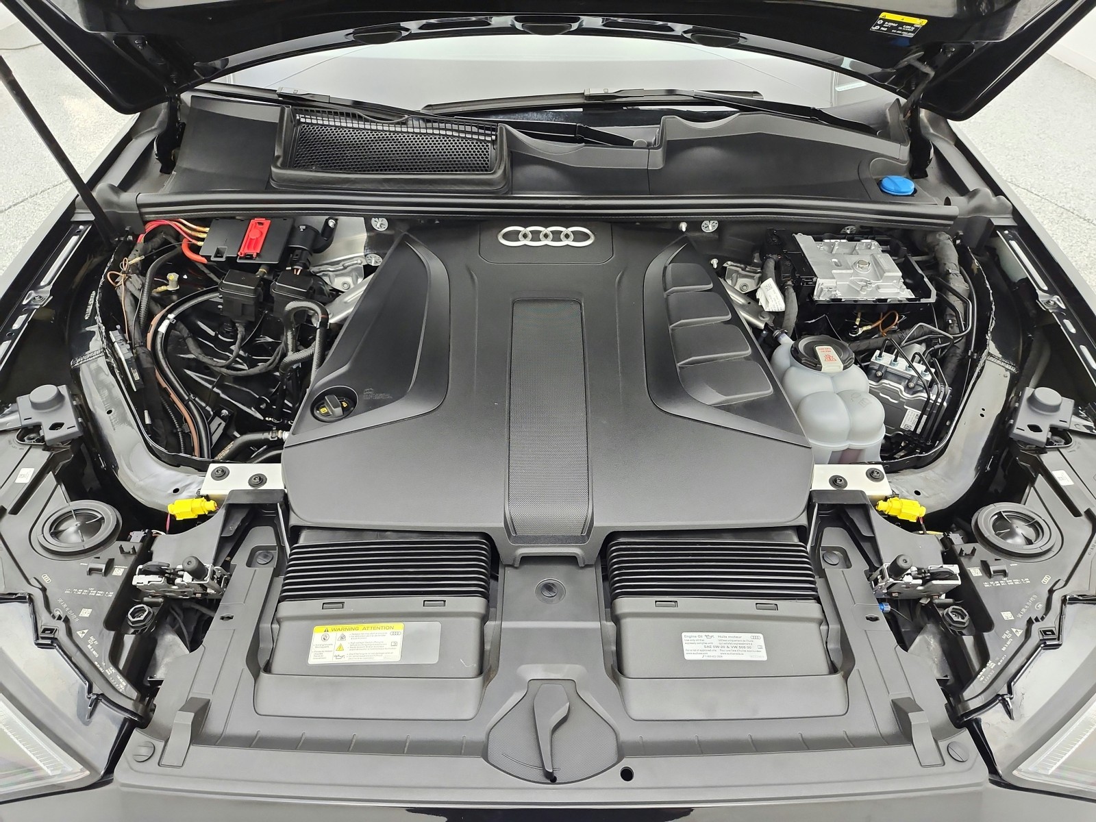 Used 2023 Mythos Black Metallic Audi Premium image 16