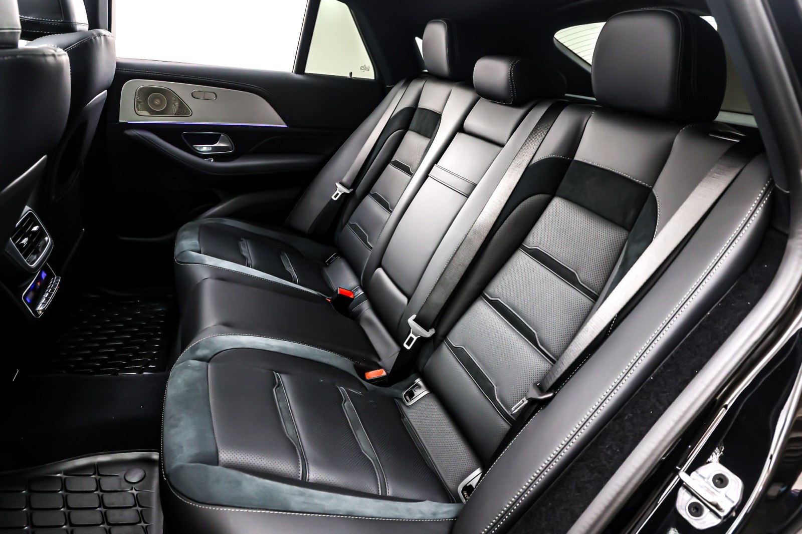 New 2026 Obsidian Black Metallic Mercedes-Benz AMG® GLE 53 image 8