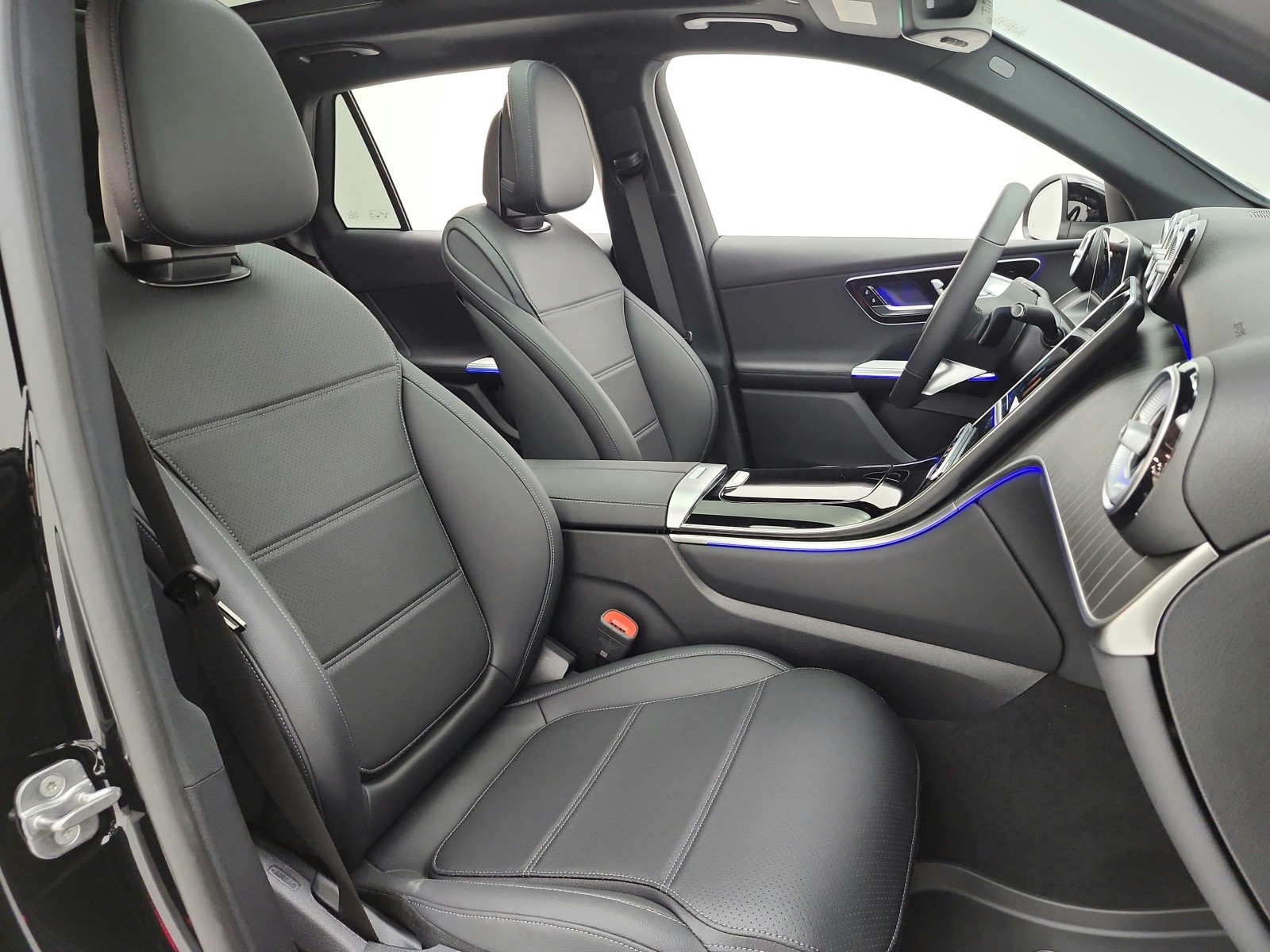 New 2027 Black Mercedes-Benz GLC 300 SUV image 14