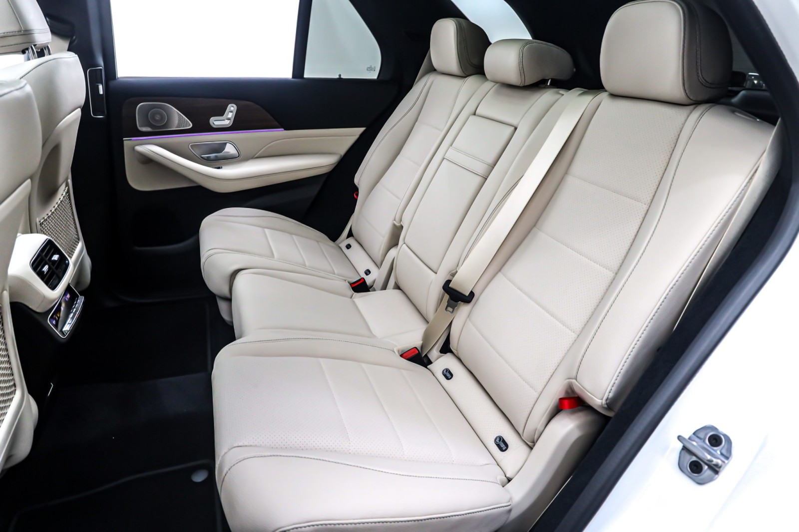 New 2026 Polar White Mercedes-Benz GLE 350 image 8