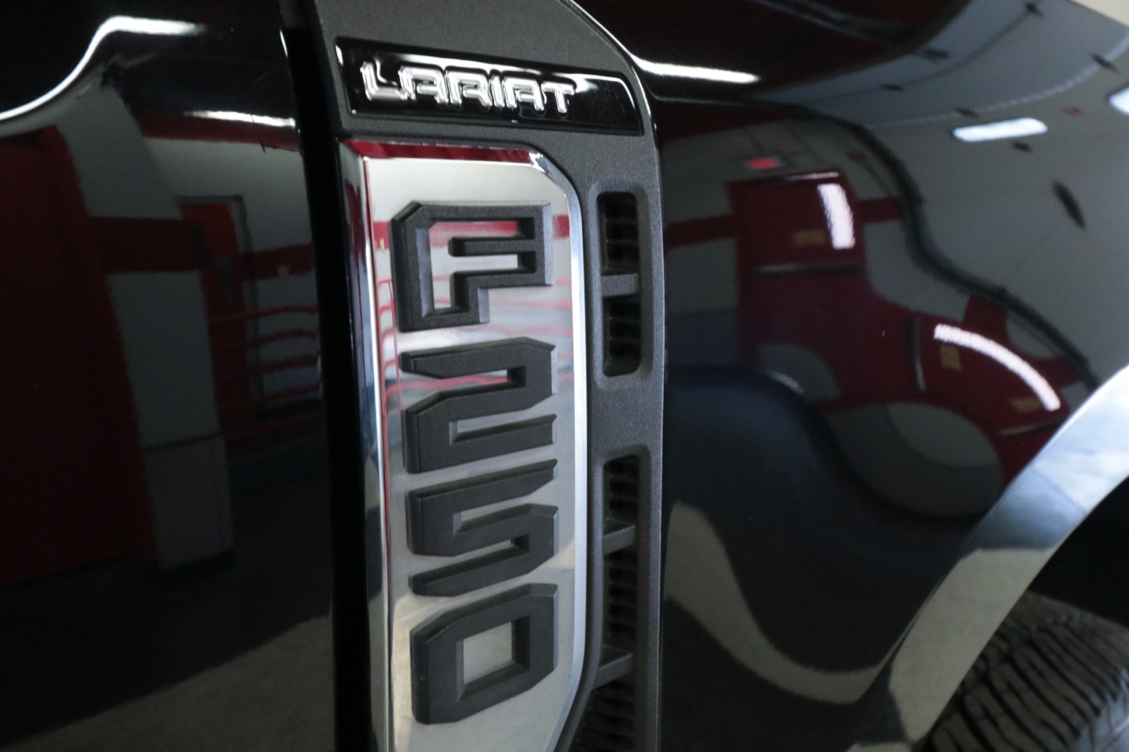 Used Car 2023 Ford Super Duty F-250 Srw  Lariat For Sale Under $80,000 In Austin, Texas