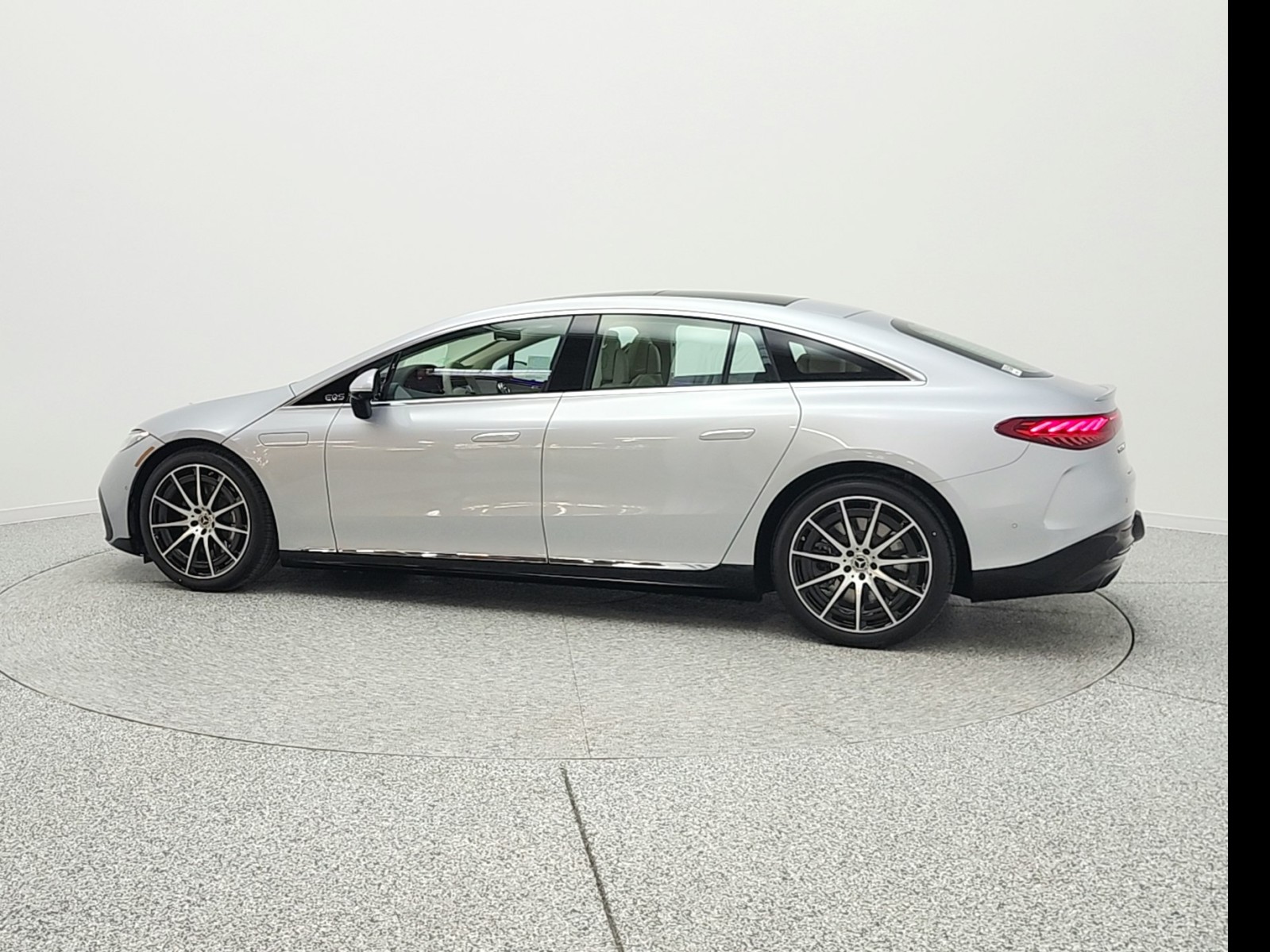 New 2026 Cirrus Silver Metallic Mercedes-Benz EQS 450 image 8