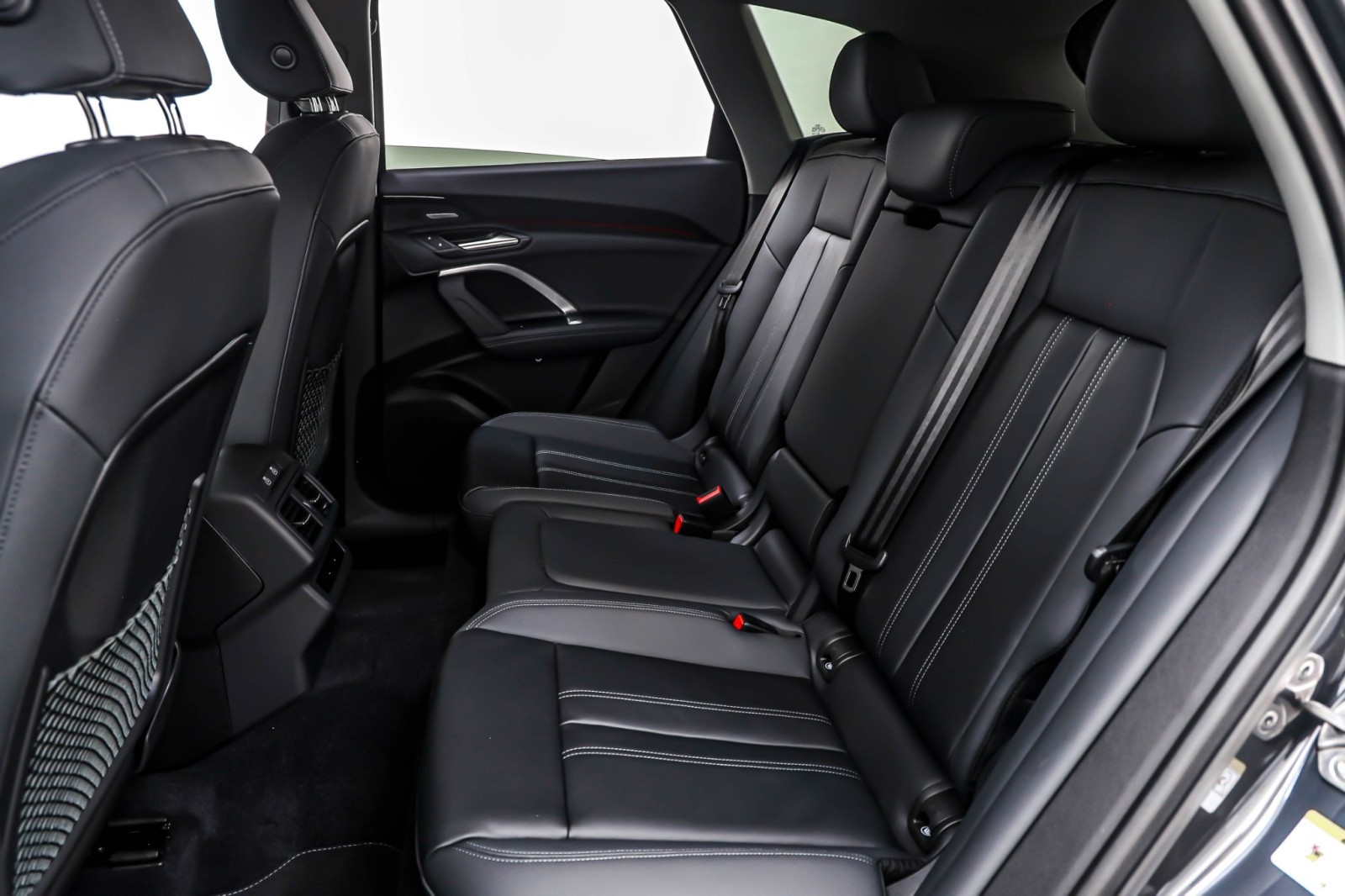 New 2025 Tambora Gray Metallic Audi Premium Plus 2.0 TFSI quattro image 8