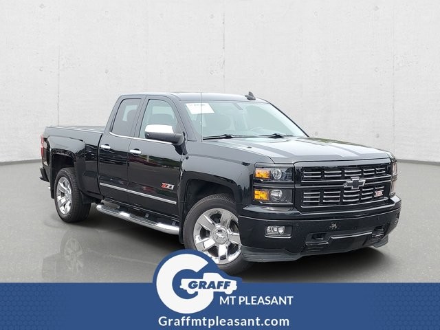  2015 Chevrolet Silverado 1500 LTZ Double Cab 4WD   