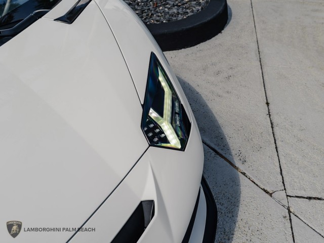 Lamborghini Aventador SVJ