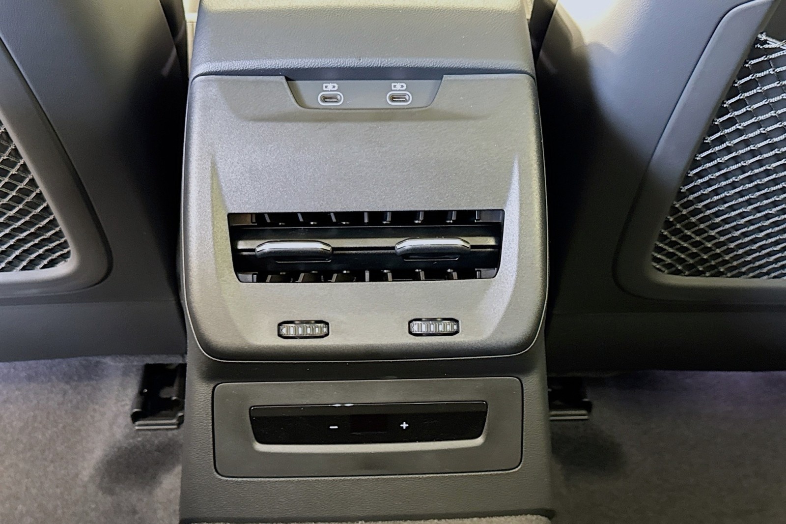 New 2025 Mythos Black Metallic Audi Premium Plus 3.0 TFSI quattro image 24