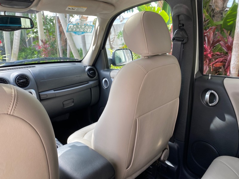 2004 Jeep Liberty Limited 1 OWNER SUNROOF in , 