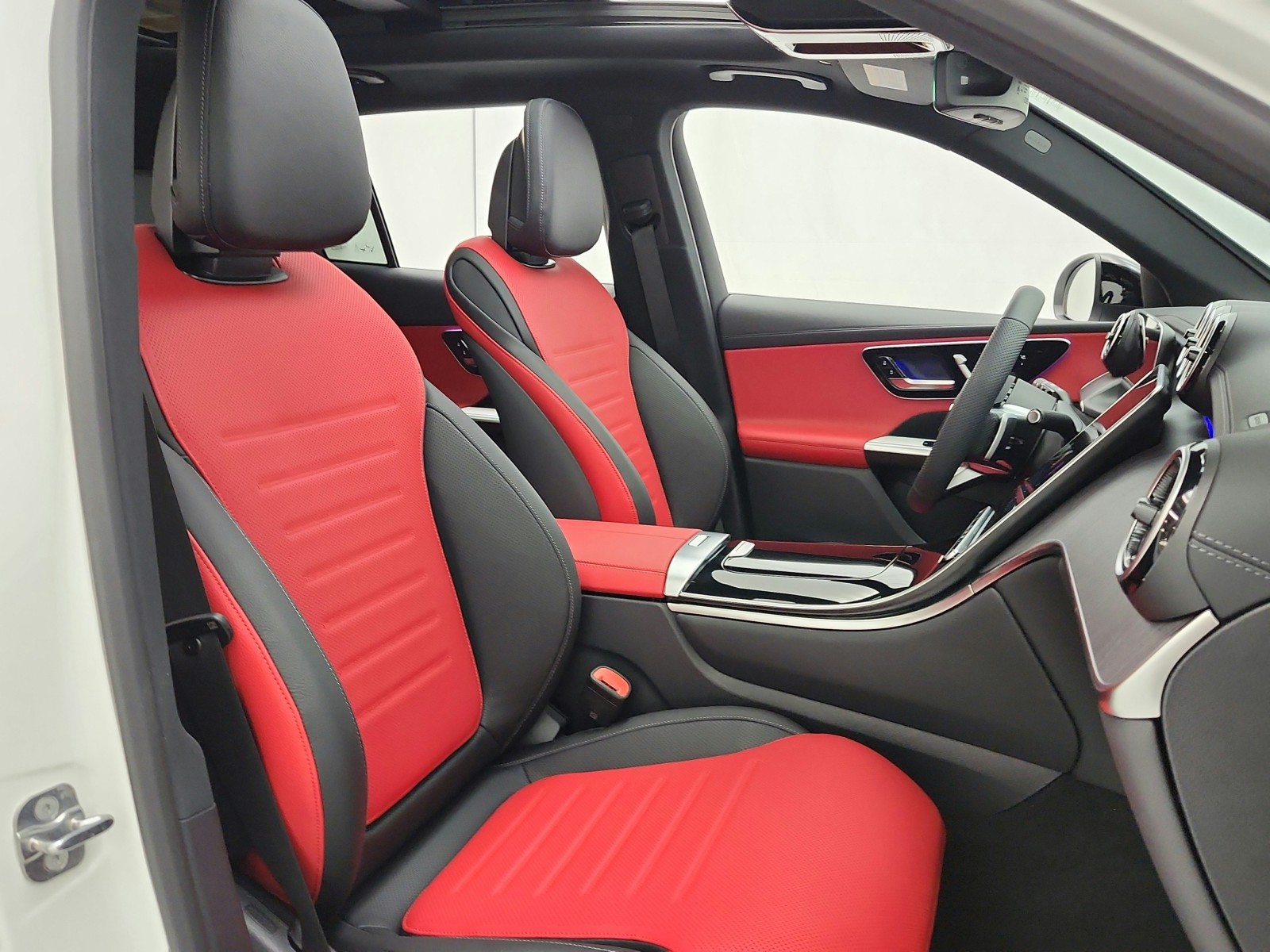 New 2026 Polar White Mercedes-Benz GLC 300 image 16