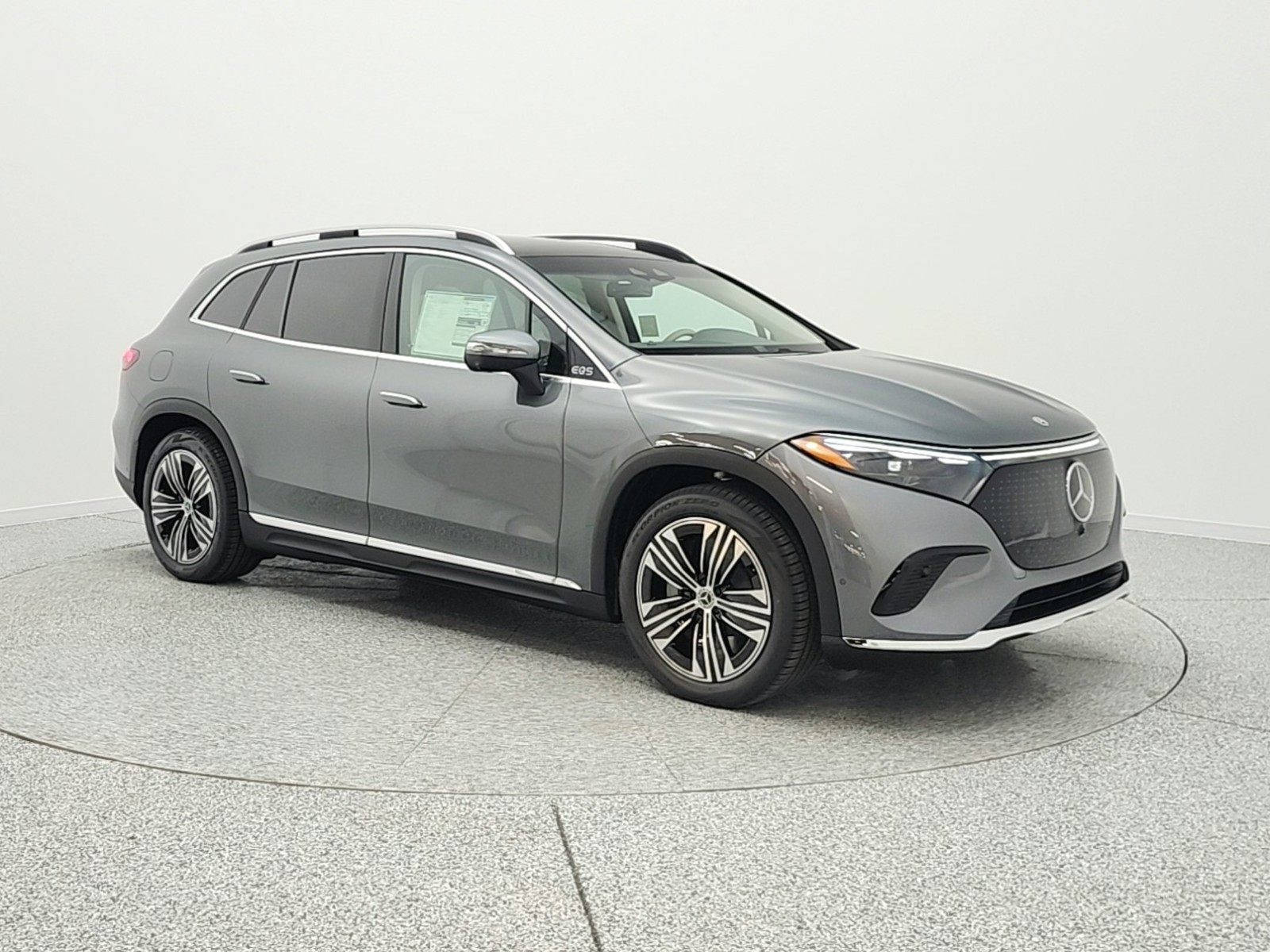 New 2026 Selenite Grey Metallic Mercedes-Benz EQS 400 image 3