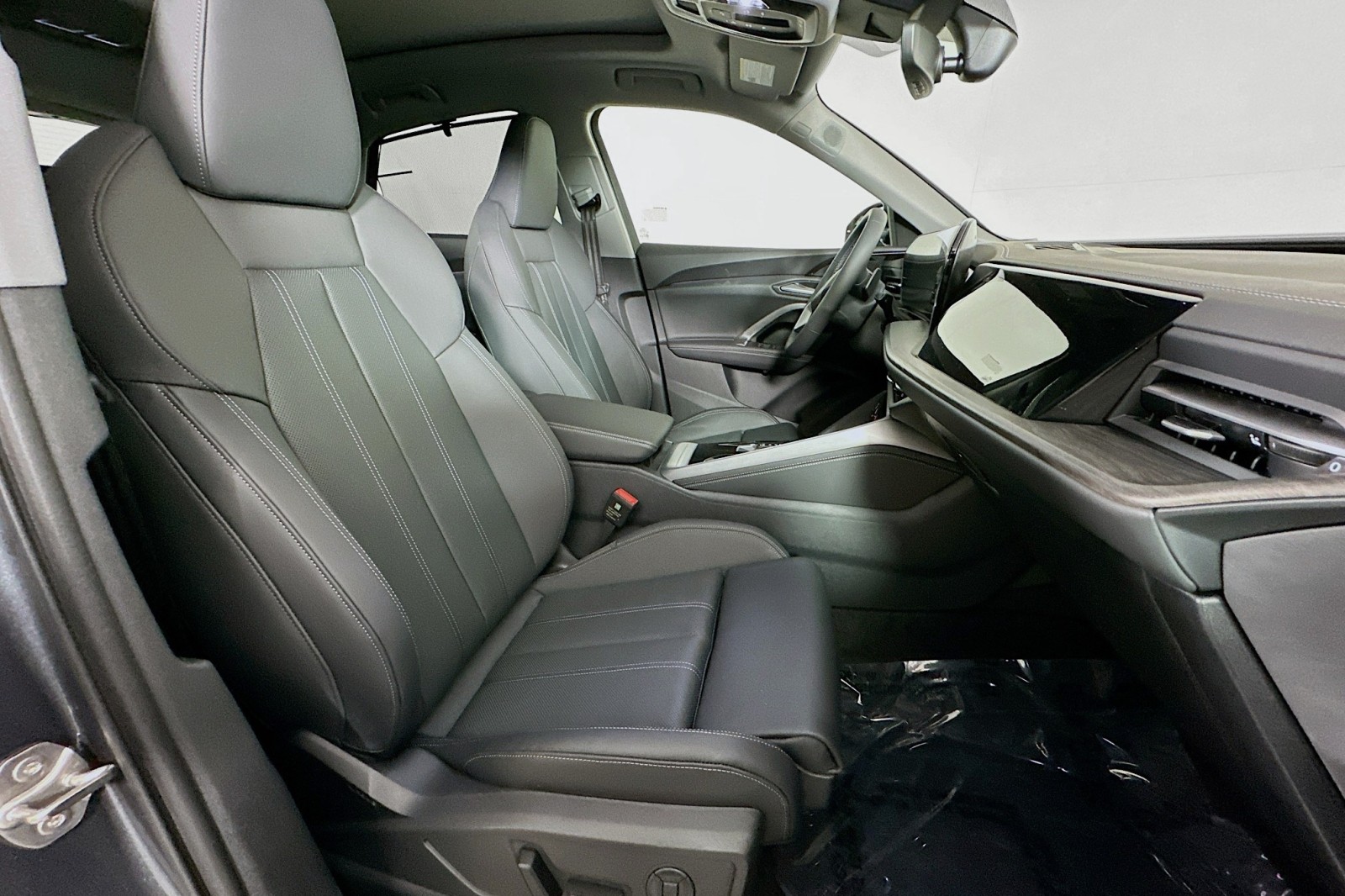 New 2025 Daytona Gray Pearl Effect Audi Premium Plus image 8