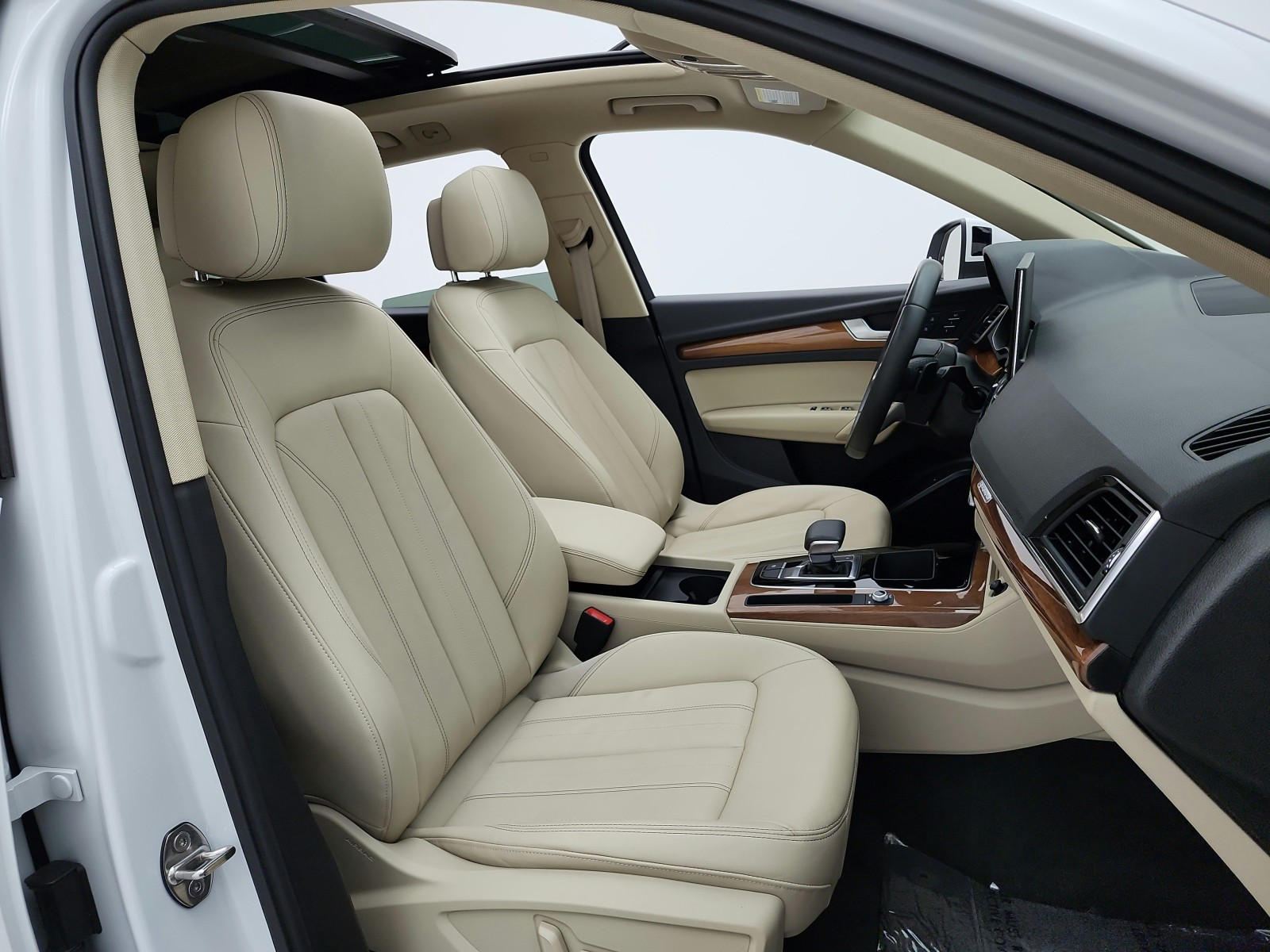 Used 2023 Glacier White Metallic Audi S line Premium image 20