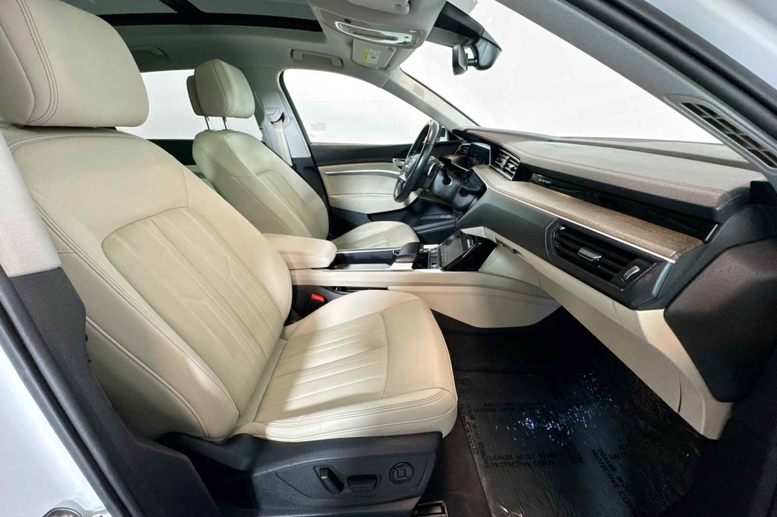 Used 2022 Glacier White Metallic Audi Premium Plus image 27