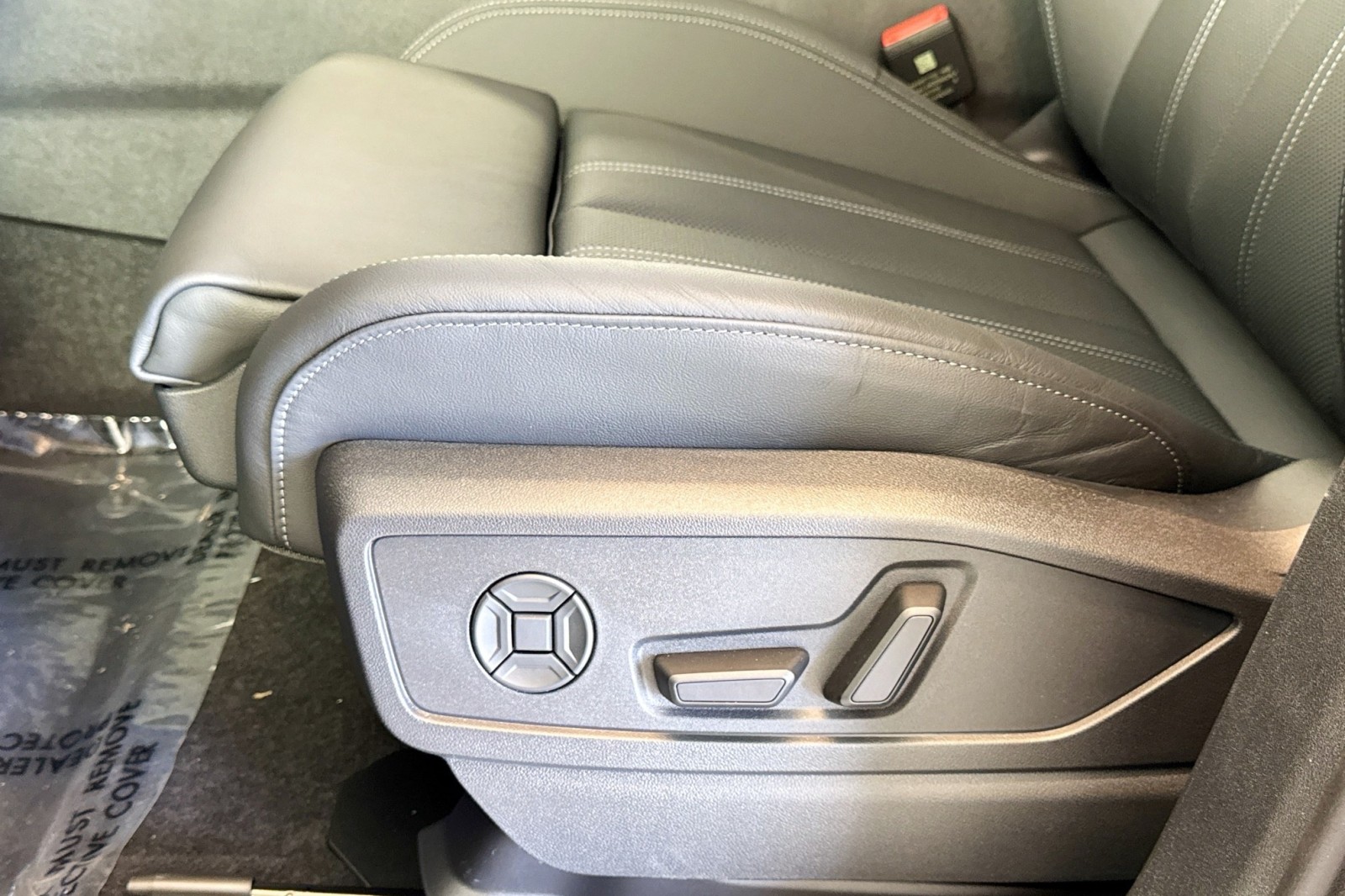 New 2025 Mythos Black Metallic Audi Premium Plus 2.0 TFSI quattro image 16