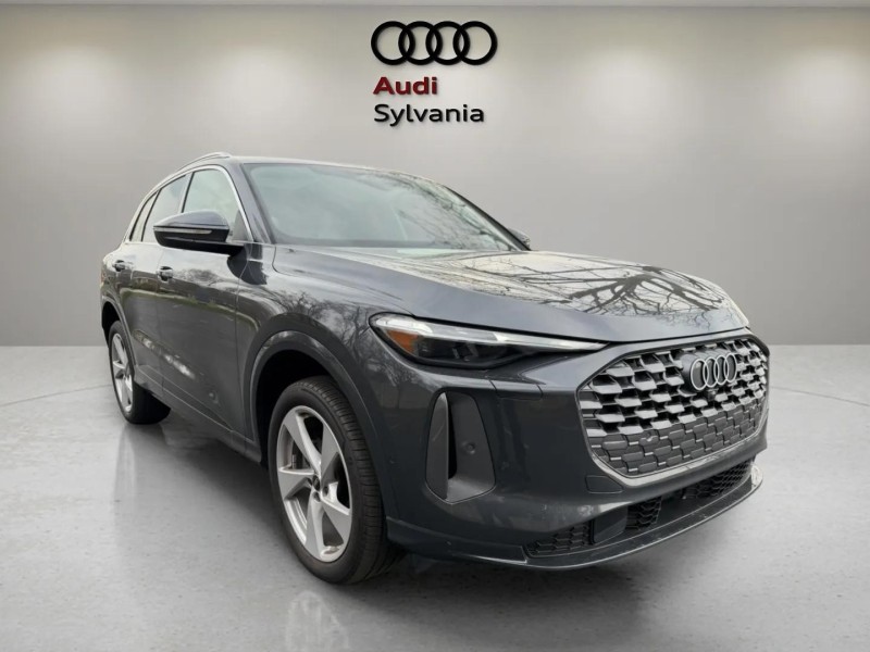 2025 Audi Q5 quattro Premium Plus 40 TFSI