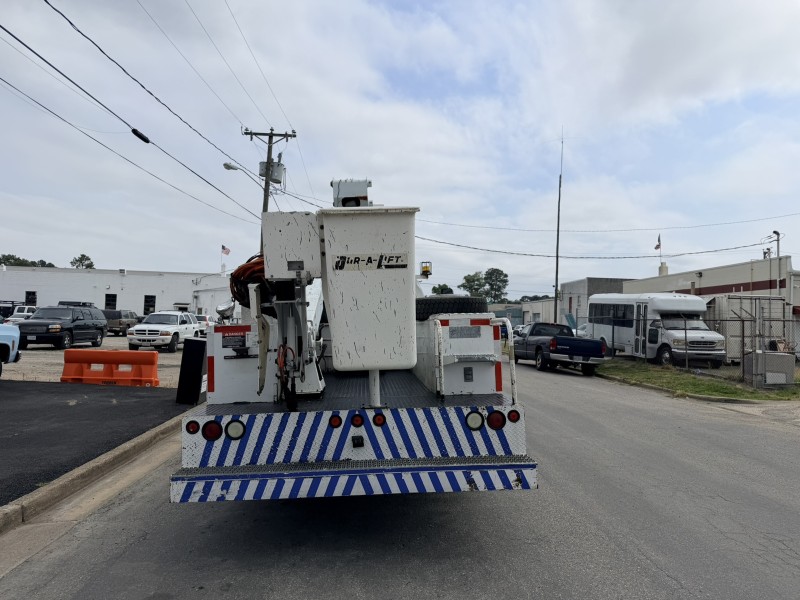 2008 Chevrolet C4500 39' DURALIFT Bucket Truck in ,