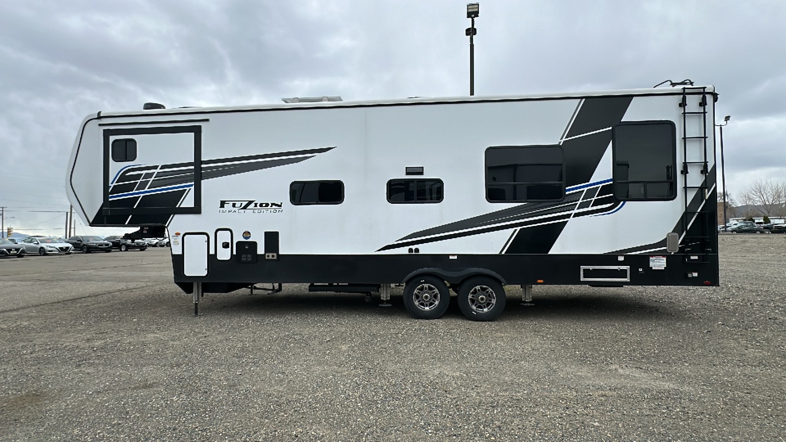 2024 Keystone Impact 3120 - Fifth Wheel  7