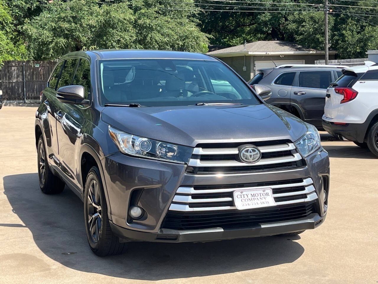 Predawn Gray Mica 2018 Toyota Highlander SUV / Crossover Front-Wheel Drive Automatic