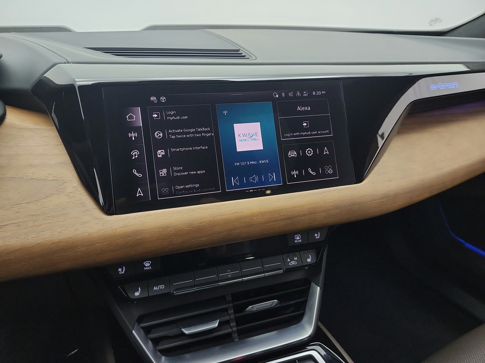 Used 2024 Mythos Black Metallic Audi Prestige quattro image 10