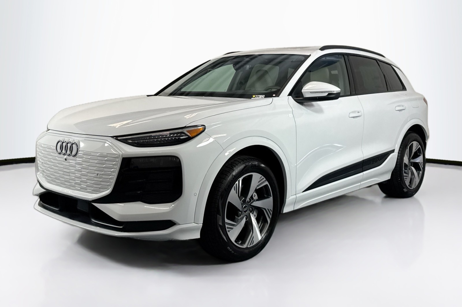 2025 Audi Q6 e-tron Premium Plus quattro