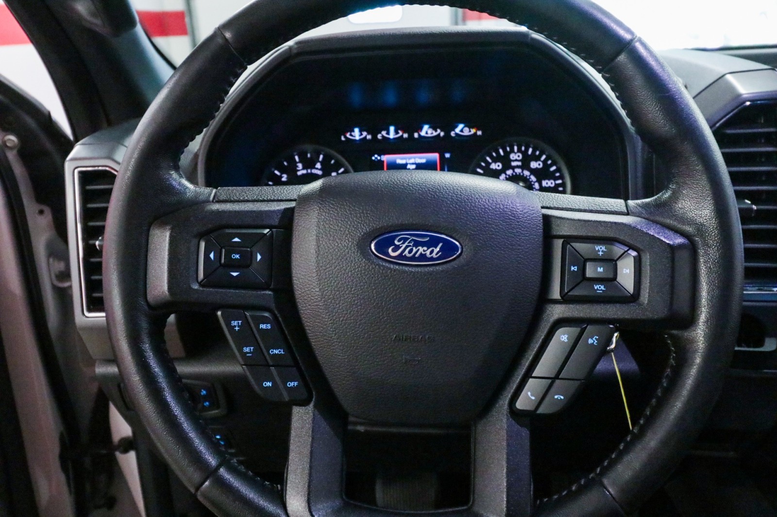 Used Car 2020 Ford F-150  Xlt For Sale Under $25,000 In Austin, Texas