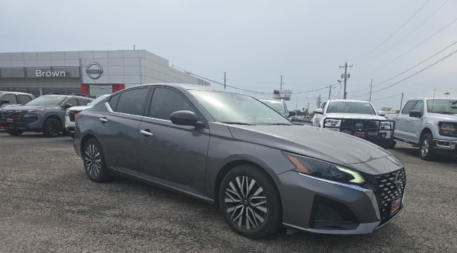 2024 Nissan Altima 2.5 SV FWD