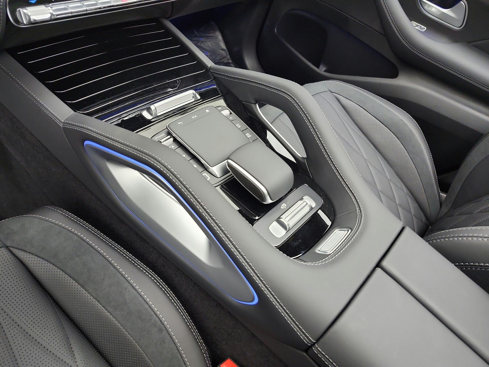 New 2026 Obsidian Black Metallic Mercedes-Benz AMG® GLE 63 S 4MATIC+ SUV image 10