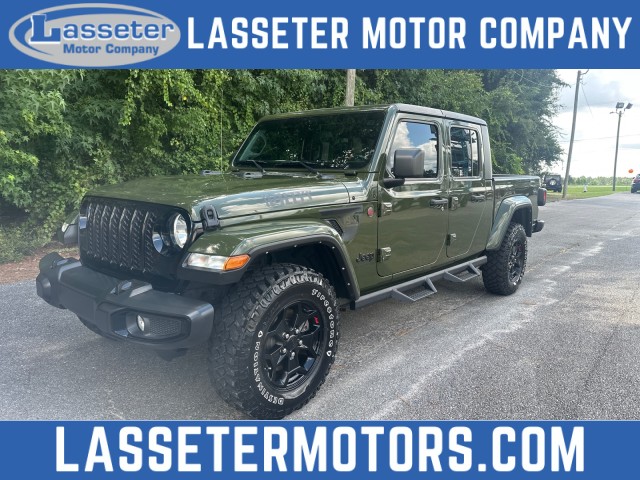  2022 Jeep Gladiator Willys Crew Cab 4WD   