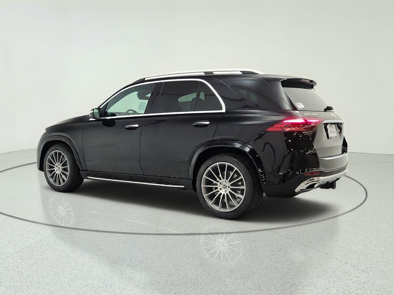 New 2026 Black Mercedes-Benz GLE 450 4MATIC® SUV image 7
