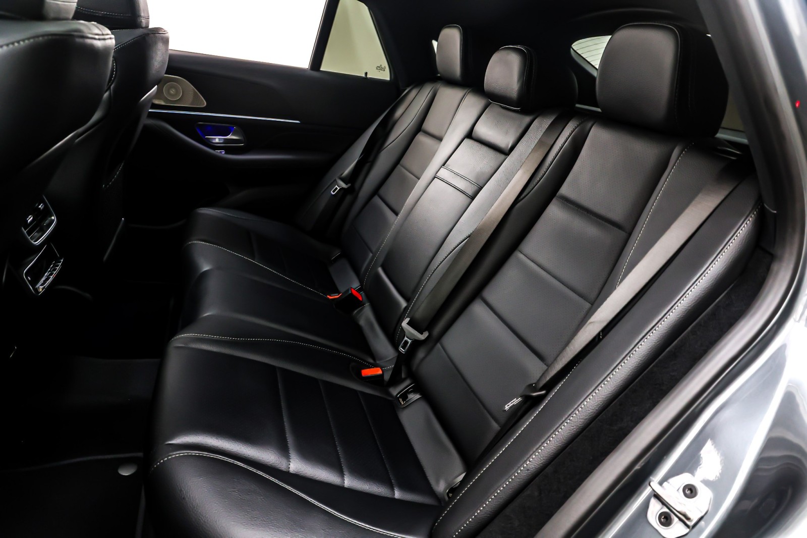 New 2026 Selenite Grey Metallic Mercedes-Benz GLE 450 image 8