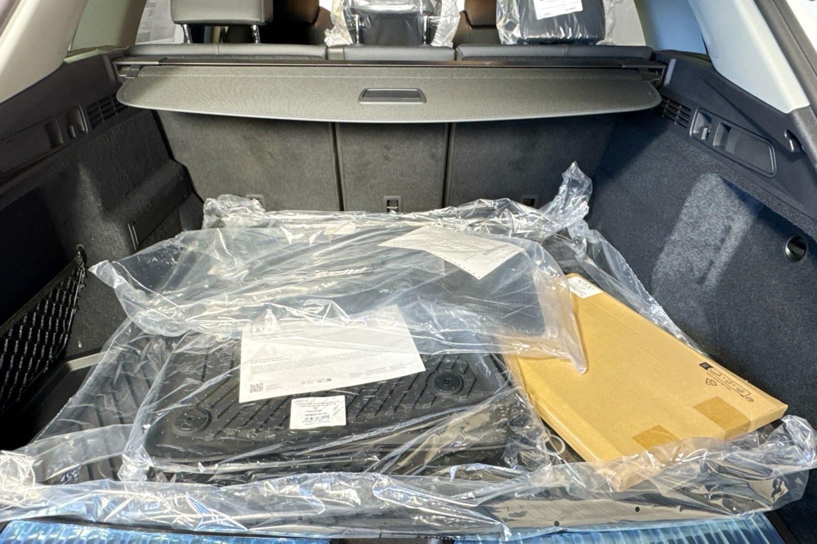 New 2025 Glacier White Metallic Audi Premium Plus 2.0 TFSI quattro image 23