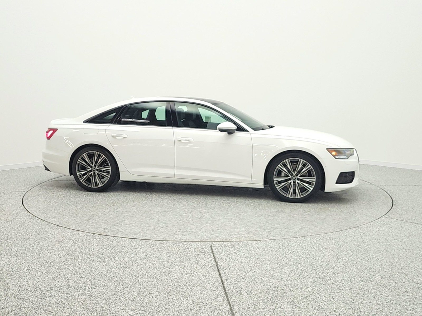 Used 2023 Ibis White Audi Premium Plus 45 TFSI quattro image 4