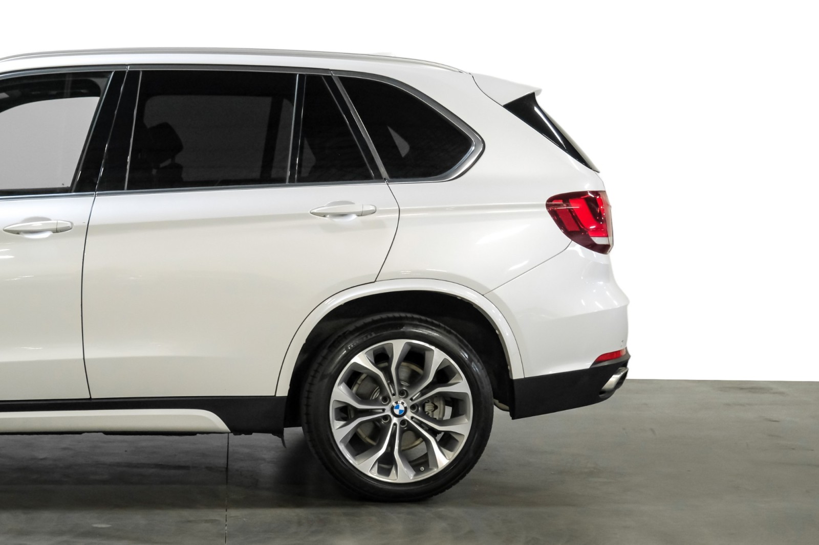 2018 BMW X5 sDrive35i MSportPkg HtdSeats HiFiAudio PremiumLthrPkg 12