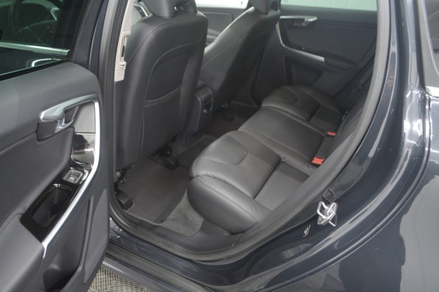 Used 2015 Volvo XC60 T6 SUV for sale in Geneva NY