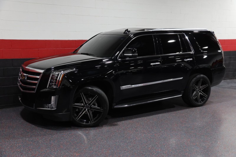 2016 Cadillac Escalade Luxury Collection 4WD 4dr Suv in , 