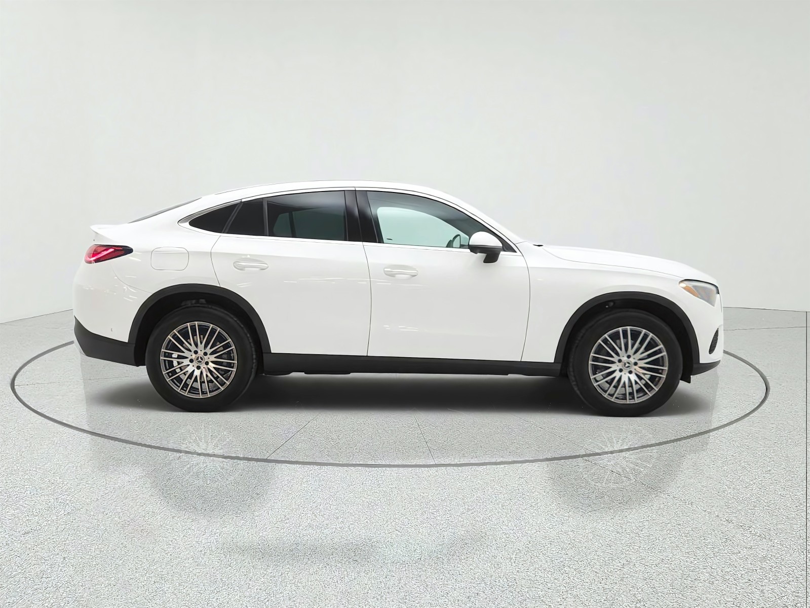 Certified Used 2026 Polar White Mercedes-Benz GLC 300 4MATIC® Coupe image 4